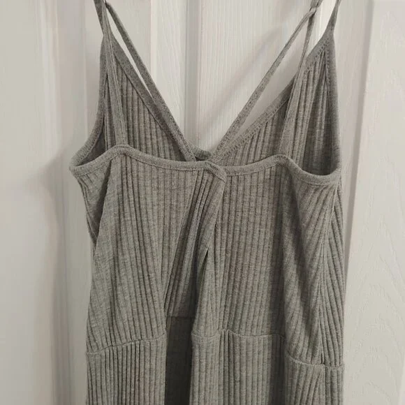 Grey Ribbed Cropped Jumpsuit - Picture 3 of 4